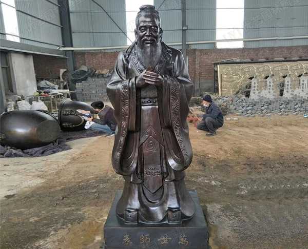玻璃鋼雕塑制作出仿銅雕塑效果的步驟是什么呢？